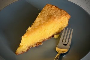 Polenta Lemon Drizzle Cake