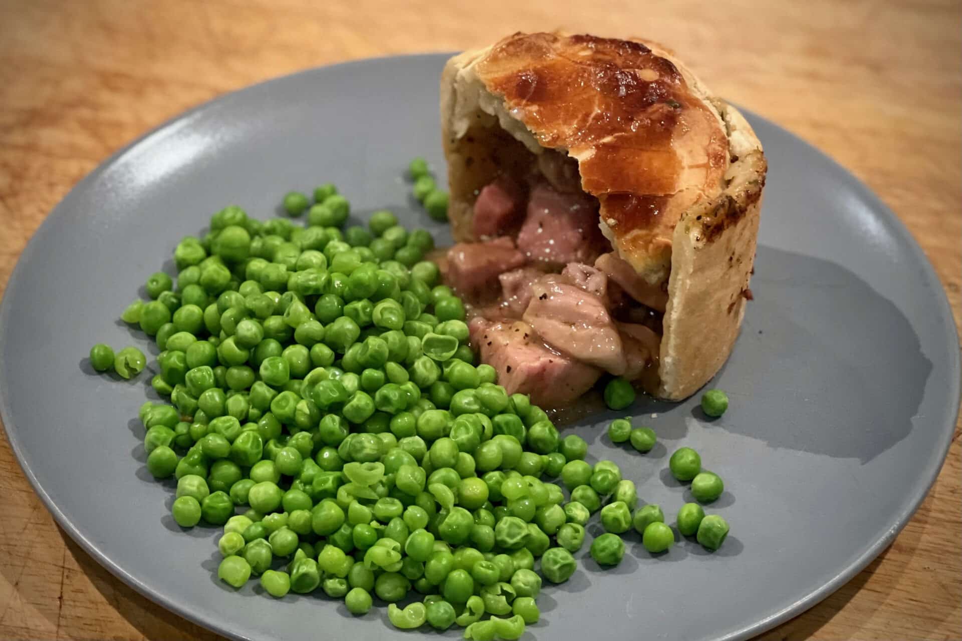 Chicken and ham pie