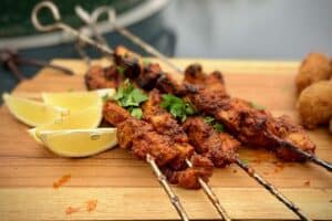 photo of a few skewers of Pinchos Morunos