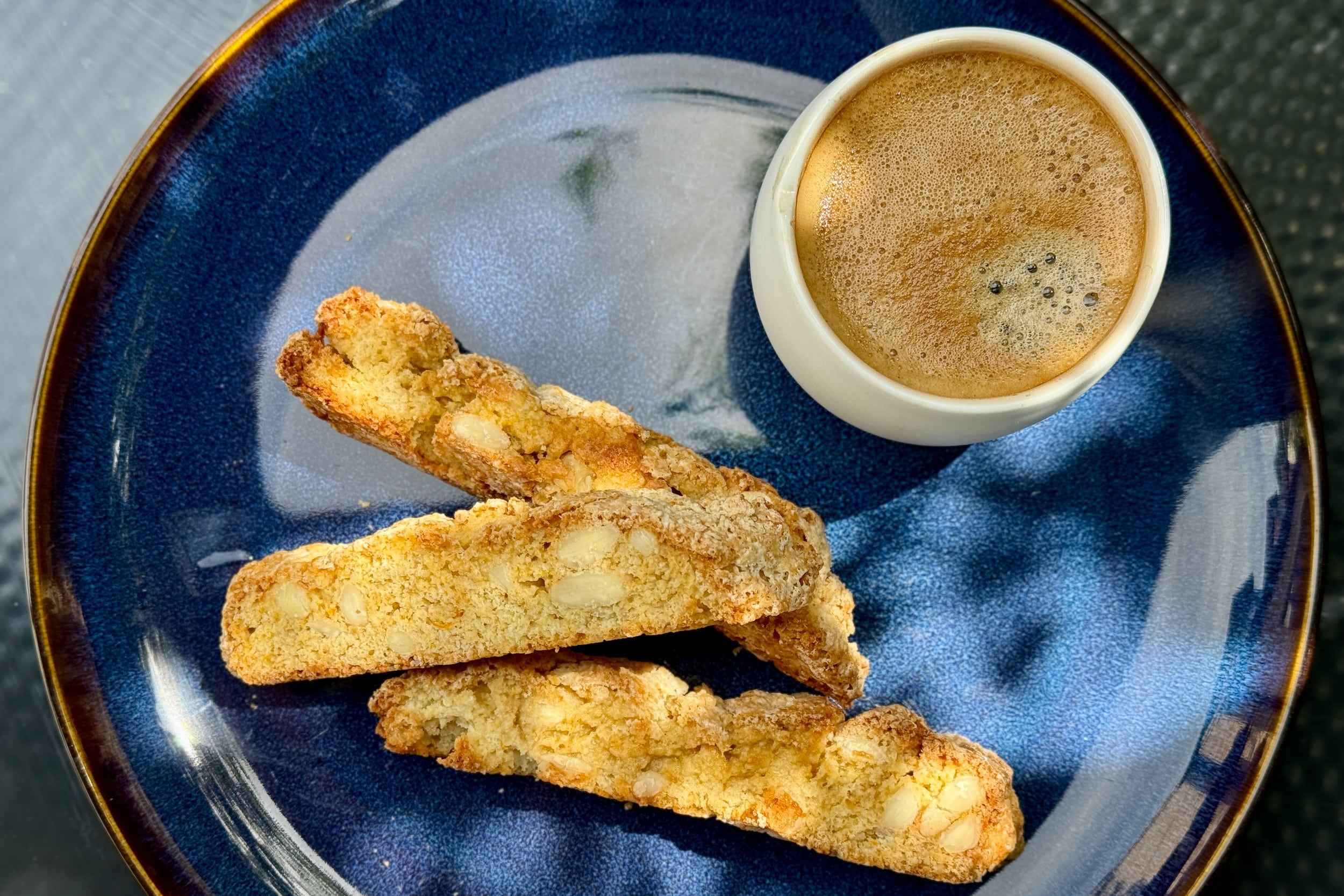 Almond cantucci