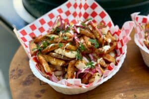 photo of loaded fries with greek flavours
