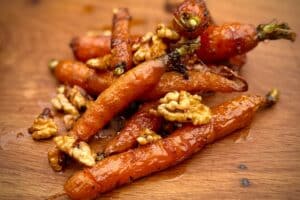 Carrots with candied walnuts
