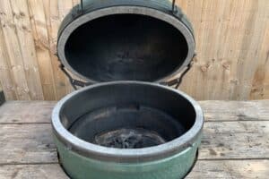 Photo of a Big Green Egg with a new gasket
