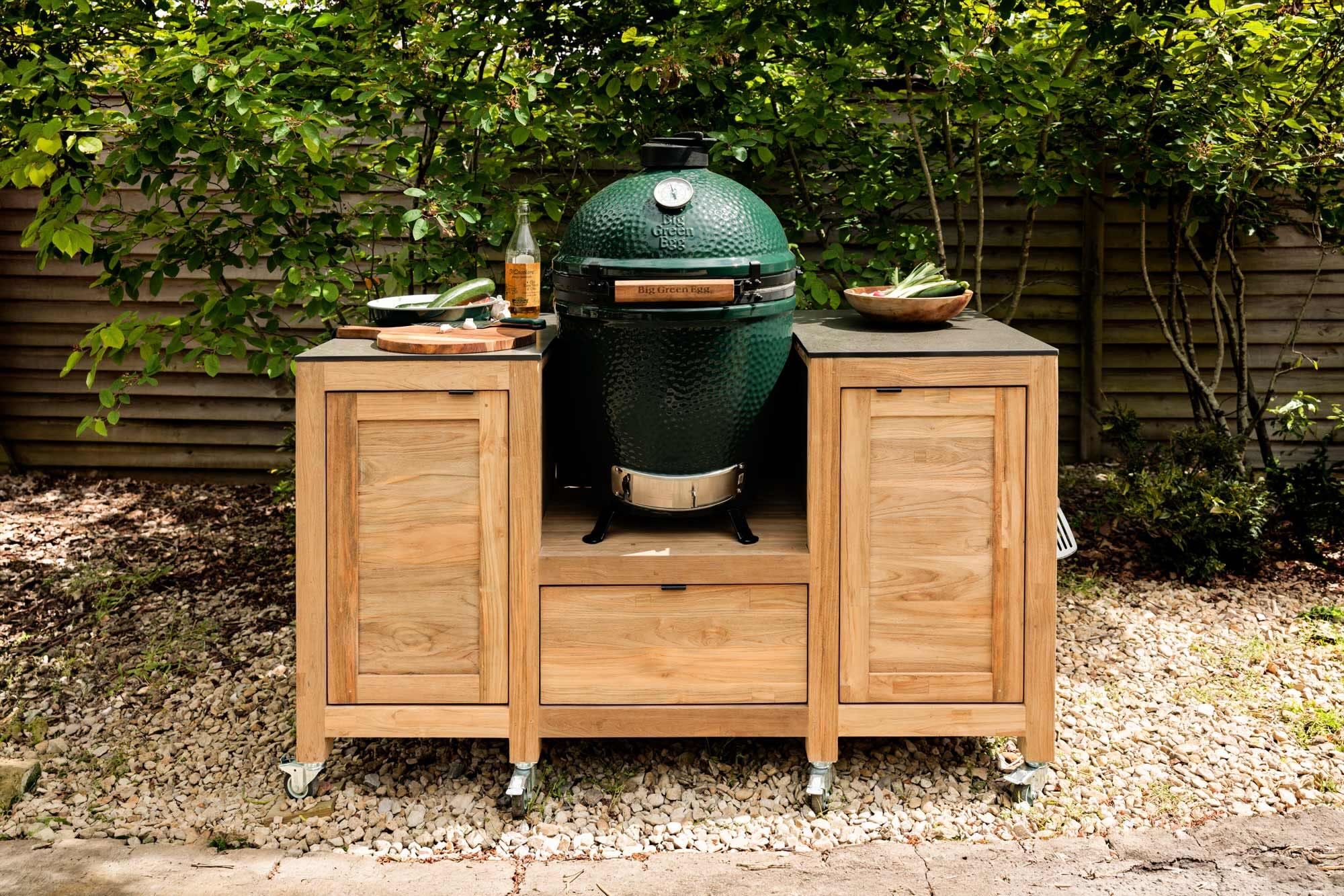Front view of the Teak Table for Big Green Egg