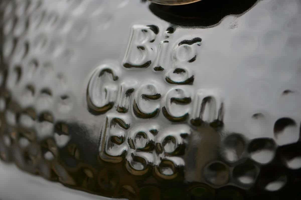 Big Green Egg - The Onyx Edition